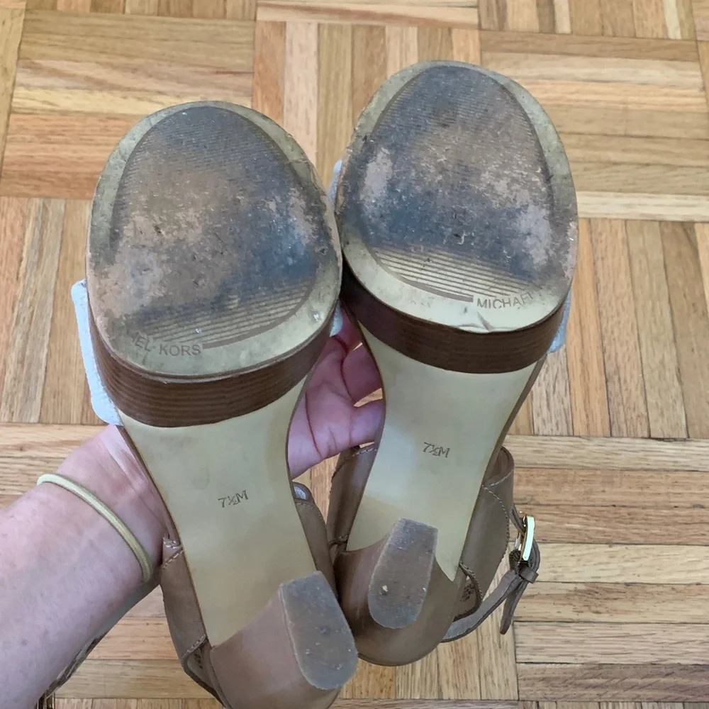 Michael Kors Neutral Platform Block Heel Women’s Size 7.5 - Picture 5 of 14